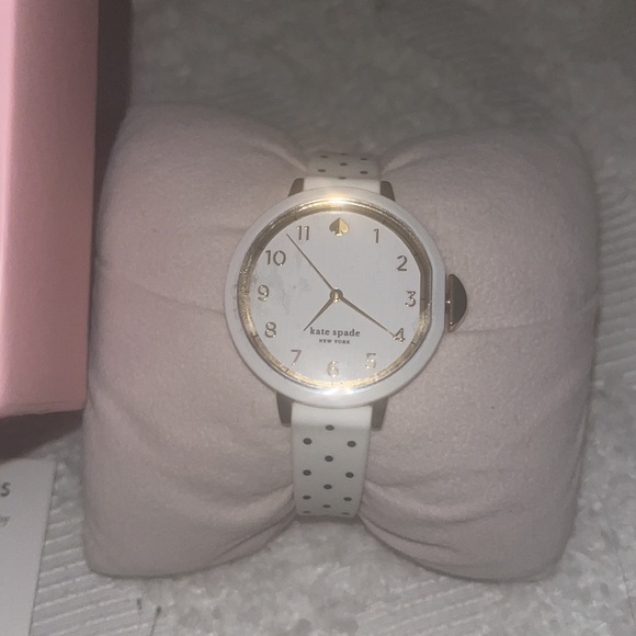 Kate Spade Black & White Polkadot Watch  NWT - Picture 2 of 5